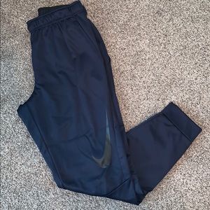 Nike sweatpants size M